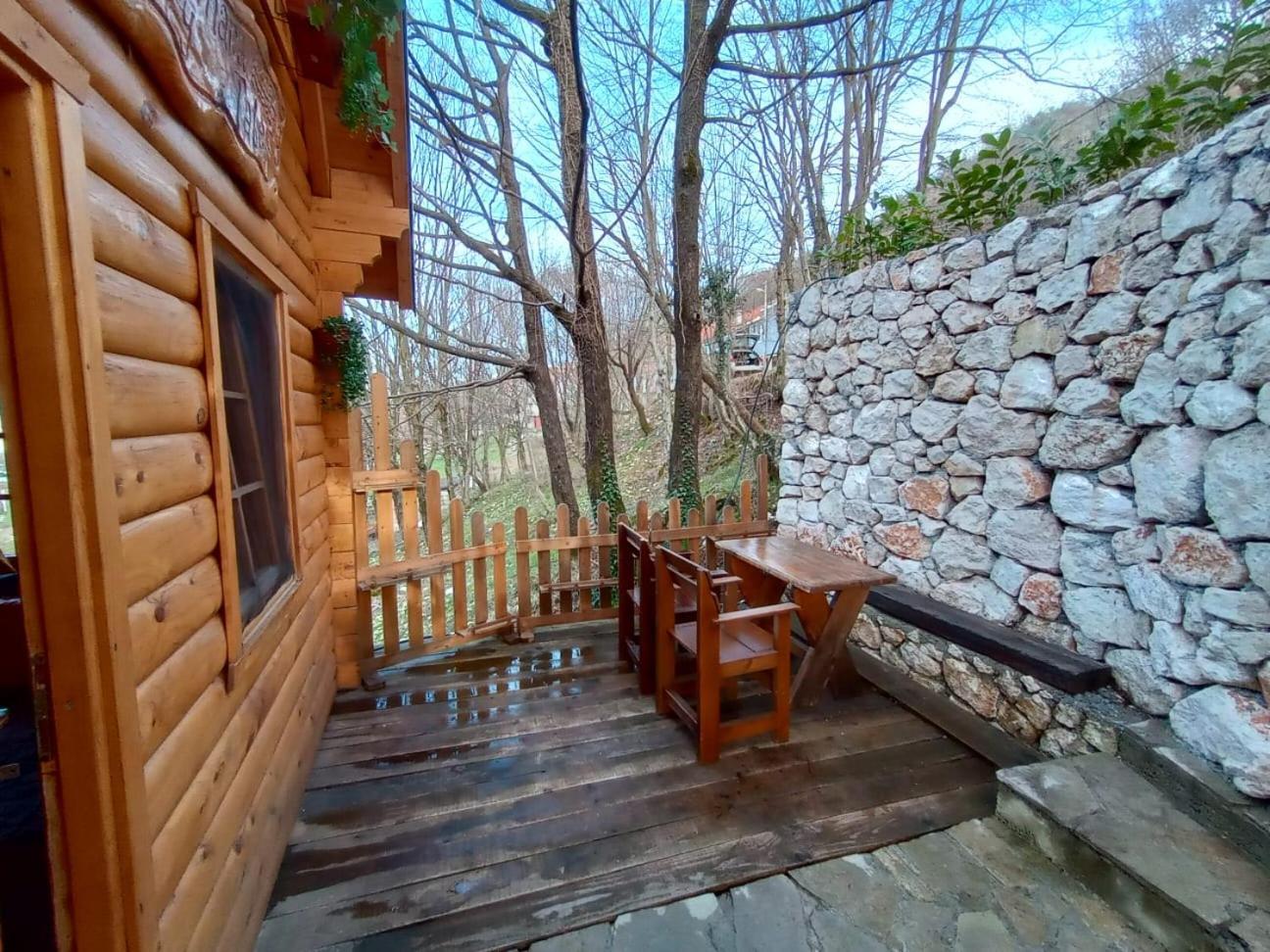 Brvnara Fairy Tale Villa Cetinje Exteriör bild