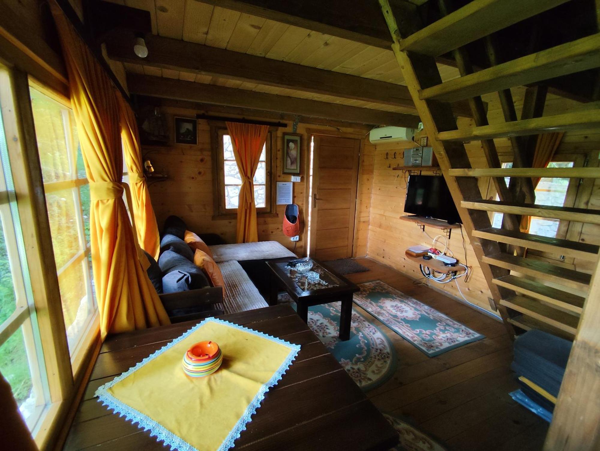 Brvnara Fairy Tale Villa Cetinje Exteriör bild